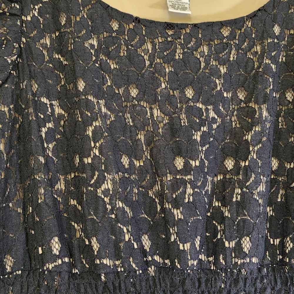Womens Pinky Black Lace/ Gold Lined Smocked Waist Dress Size Large - Picture 3 of 6